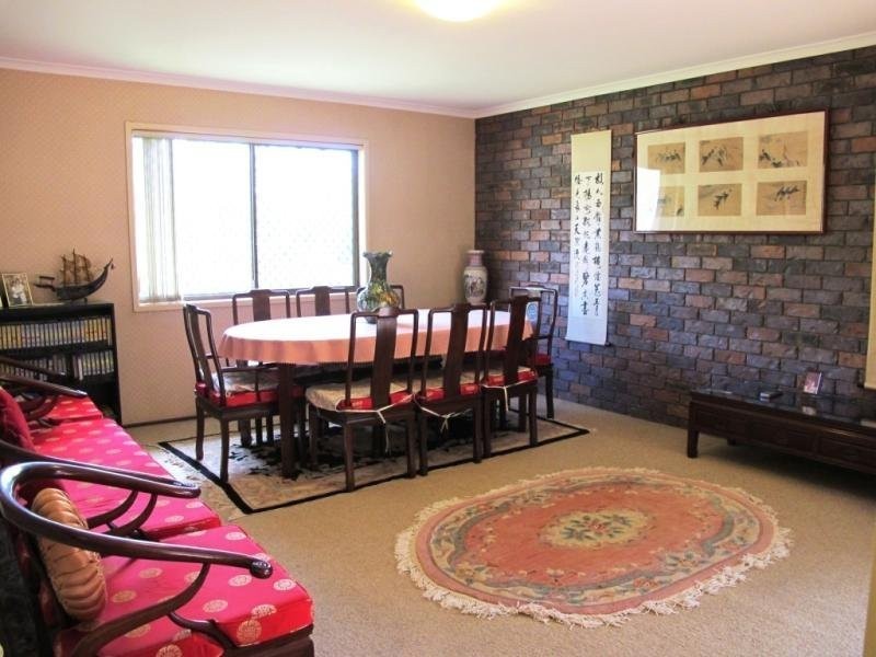 8 AMINTA STREET, Sunnybank QLD 4109