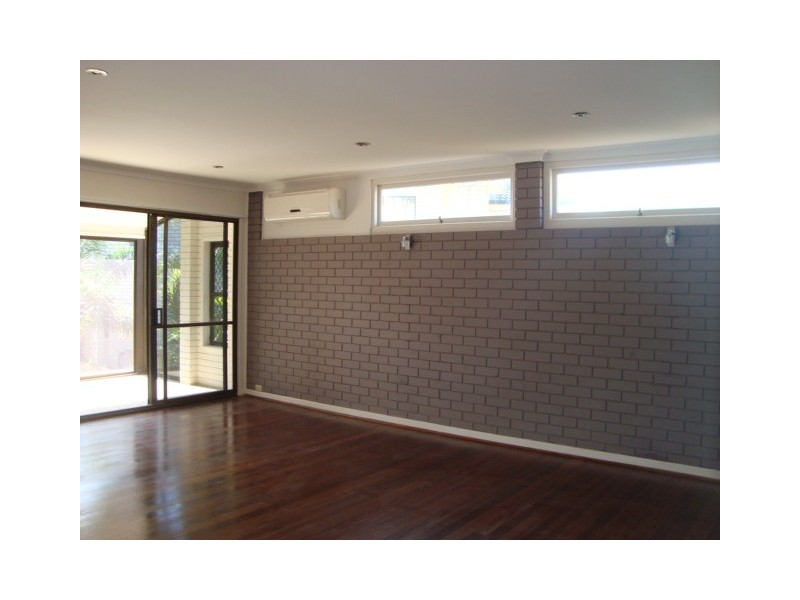 29 APPLE BLOSSOM PLACE, Eight Mile Plains QLD 4113