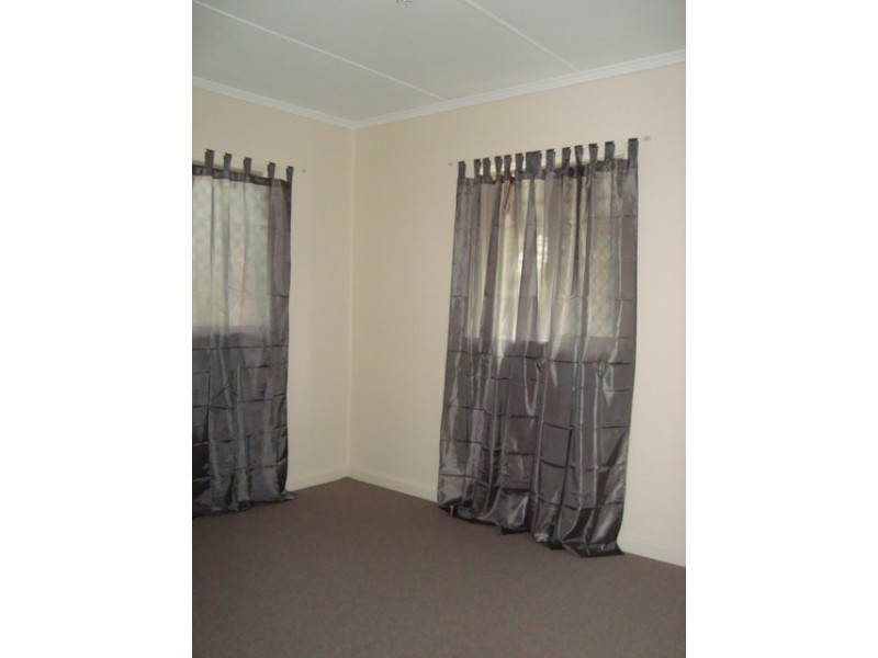 559 NEWNHAM ROAD, Upper Mount Gravatt QLD 4122