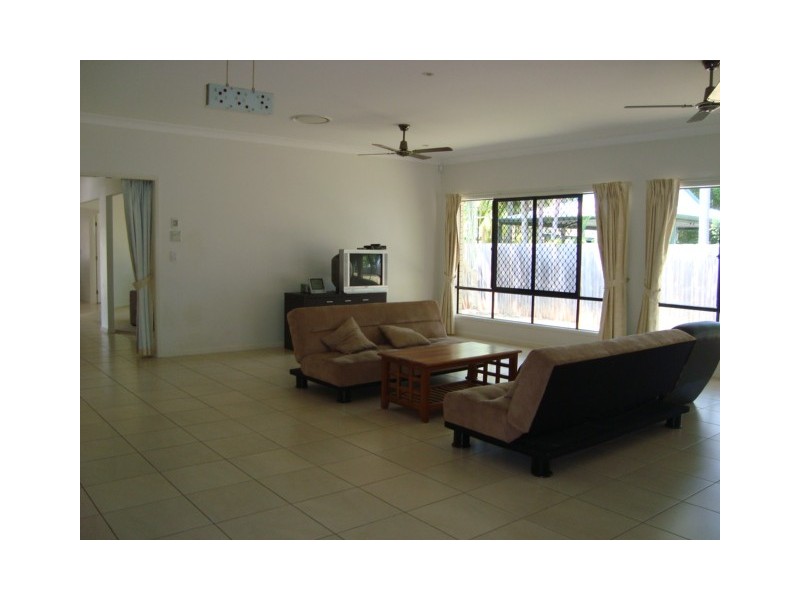 25 DIDCOT STREET, Kuraby QLD 4112