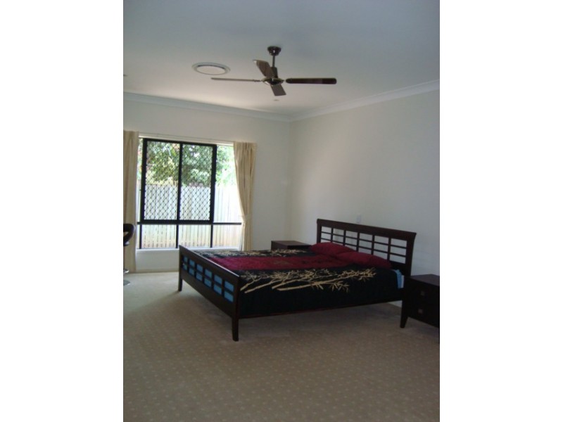 25 DIDCOT STREET, Kuraby QLD 4112