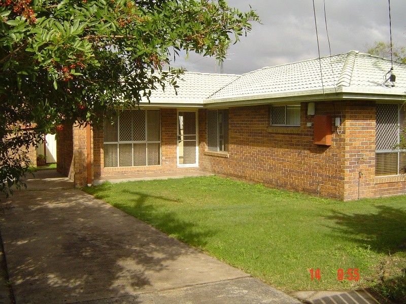 6 Macbeth Street, Kingston QLD 4114