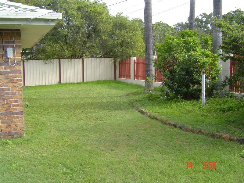 6 Macbeth Street, Kingston QLD 4114