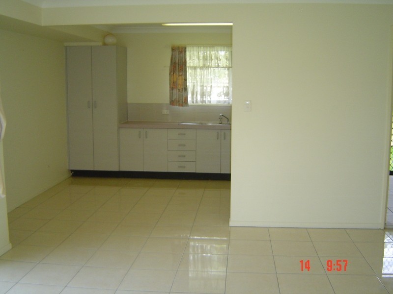 6 Macbeth Street, Kingston QLD 4114