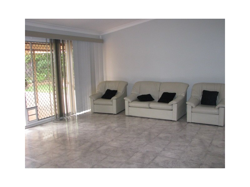 3 Bordeaux St, Eight Mile Plains QLD 4113