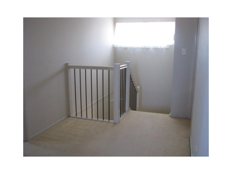 1 ALBERTON COURT, Eight Mile Plains QLD 4113