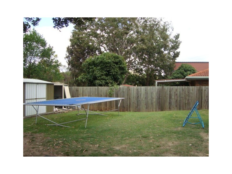 16 Brooklands Street, Eight Mile Plains QLD 4113