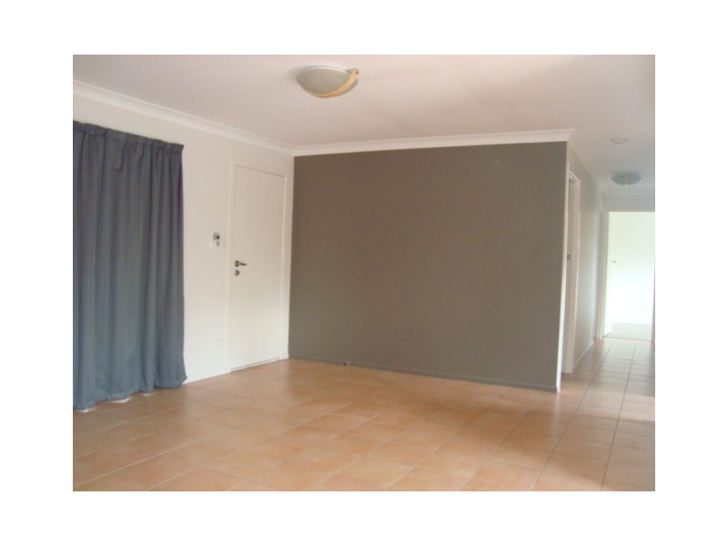 4 MARONG STREET, Sunnybank Hills QLD 4109