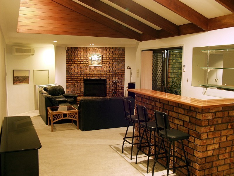 10 Dane Court, Eight Mile Plains QLD 4113