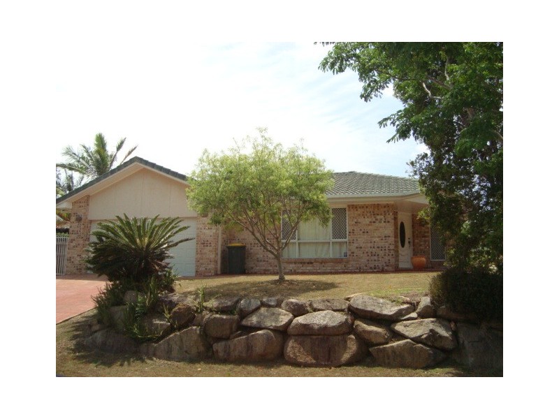 8 FORBES PL, Eight Mile Plains QLD 4113