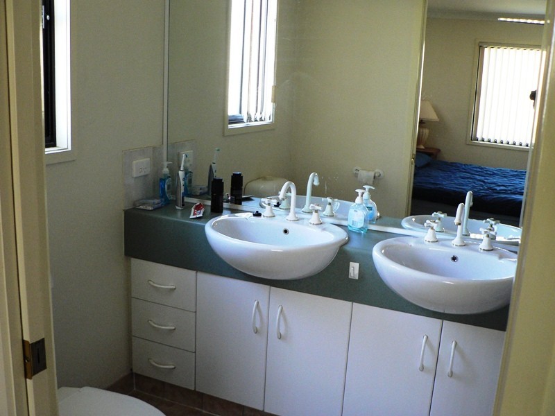 24/10  Diane Court, Calamvale QLD 4116