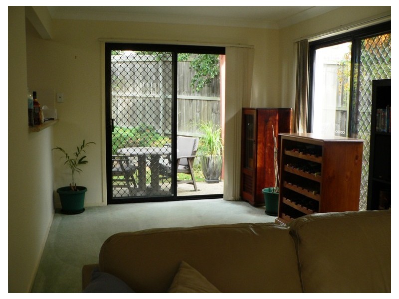 24/10  Diane Court, Calamvale QLD 4116