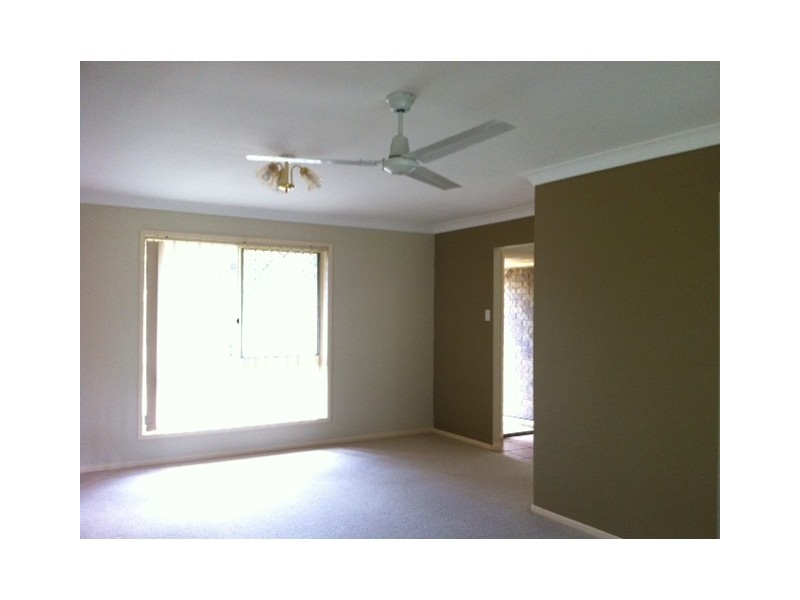 101 BANNOCKBURN CR, Parkinson QLD 4115
