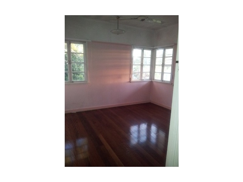 1084 Boundary Road, Coopers Plains QLD 4108