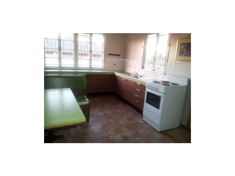 1084 Boundary Road, Coopers Plains QLD 4108