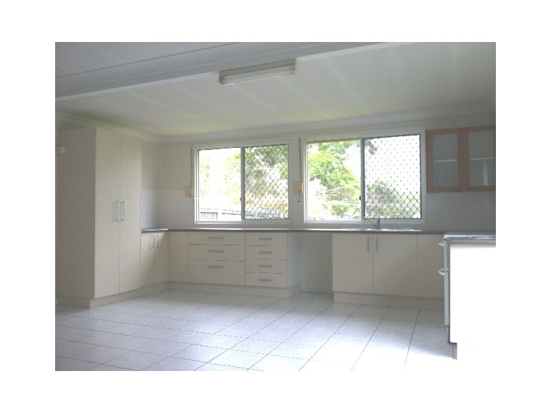 19 PINE STREET, Runcorn QLD 4113