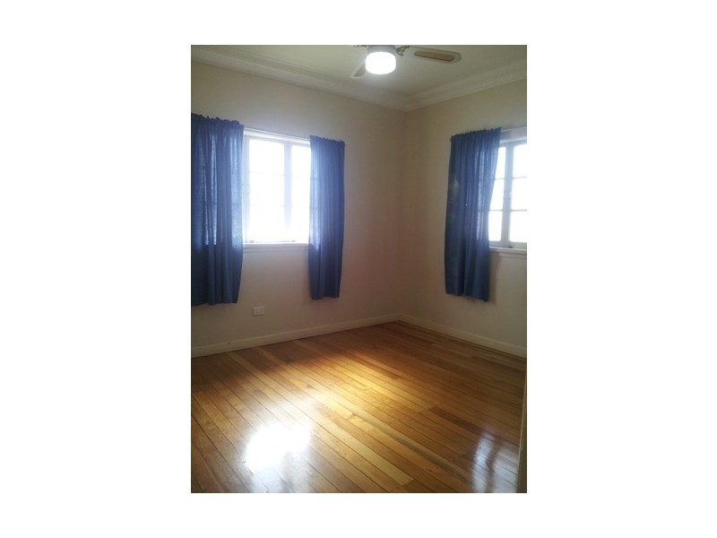 68  Dartmouth Street, Coopers Plains QLD 4108