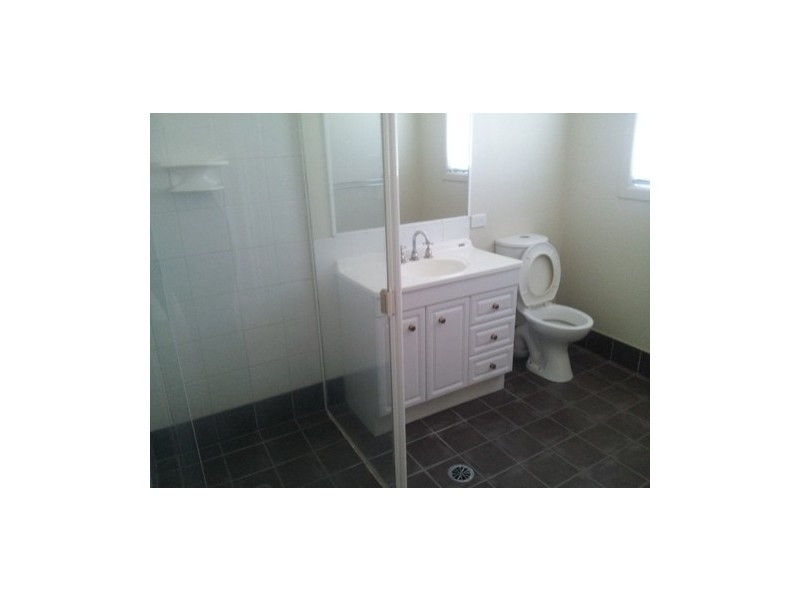 68  Dartmouth Street, Coopers Plains QLD 4108