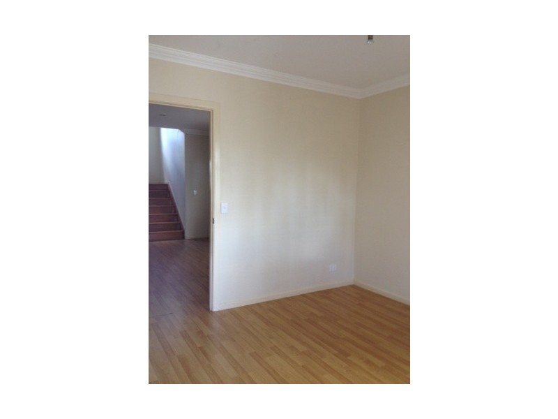 68  Dartmouth Street, Coopers Plains QLD 4108