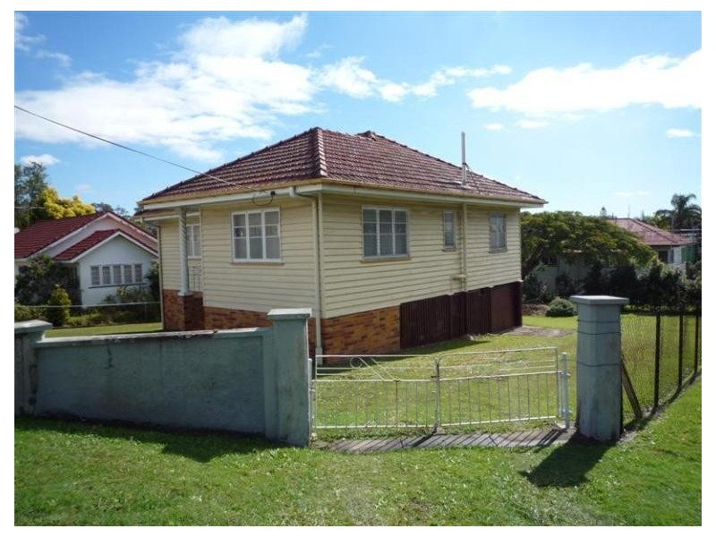 19 Waratah Avenue, Carina QLD 4152