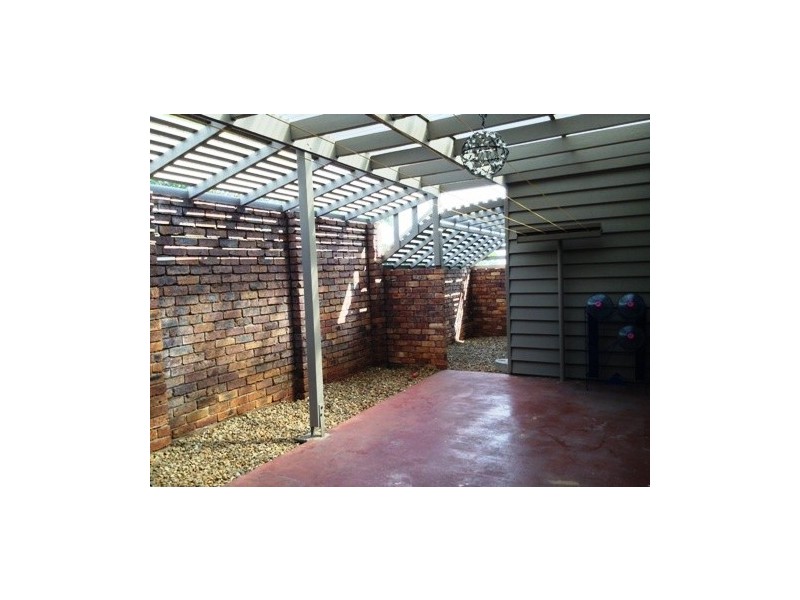 2 Dromos Street, Eight Mile Plains QLD 4113