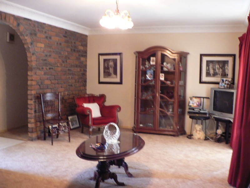 12 Hoover Court, Stretton QLD 4116