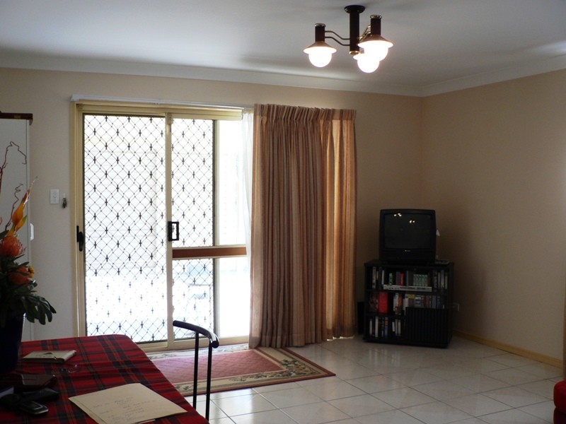 12 Hoover Court, Stretton QLD 4116