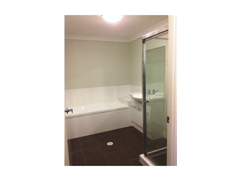 12a Dayana, Marsden QLD 4132