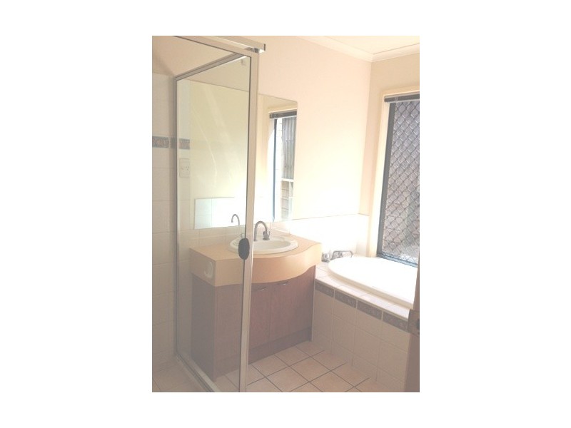 3 LOCHANO CLOSE, Parkinson QLD 4115