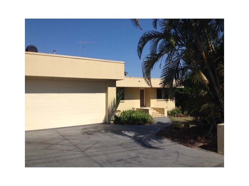 11 TROOD STREET, Macgregor QLD 4109