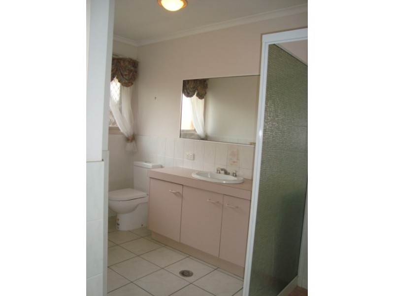 115 PENSON ST, Stretton QLD 4116