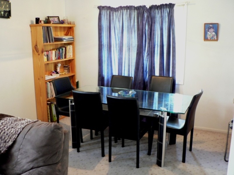 11 Springfield Street, Macgregor QLD 4109