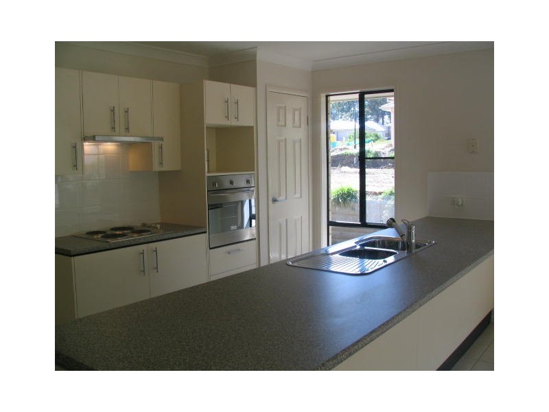 29 Bobbie Street, Parkinson QLD 4115