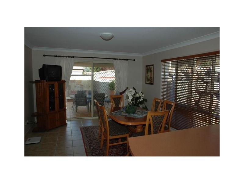 14 Regal Place, Eight Mile Plains QLD 4113