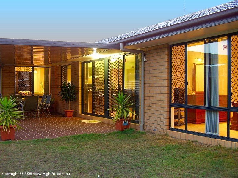 62 Mapelton Circuit, Parkinson QLD 4115