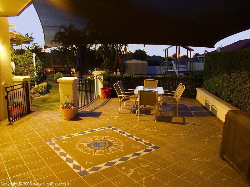 2 Seaton Place, Parkinson QLD 4115