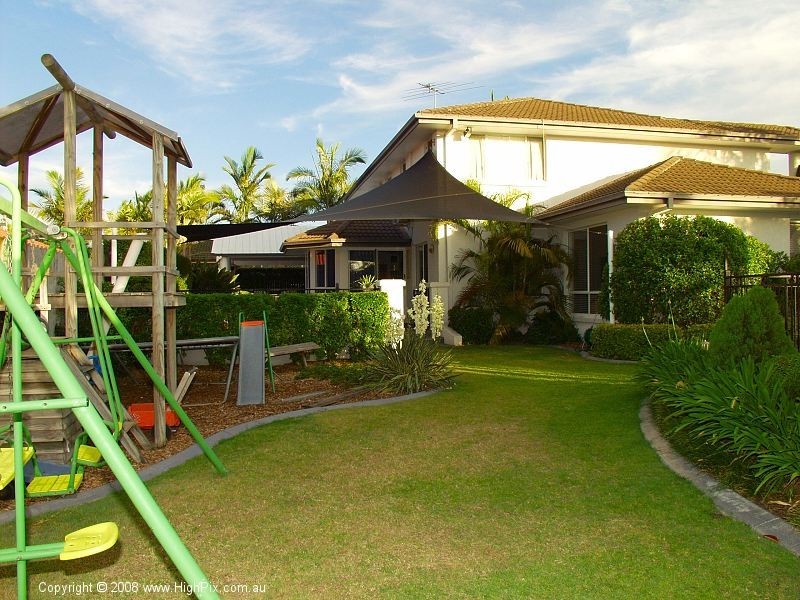 2 Seaton Place, Parkinson QLD 4115