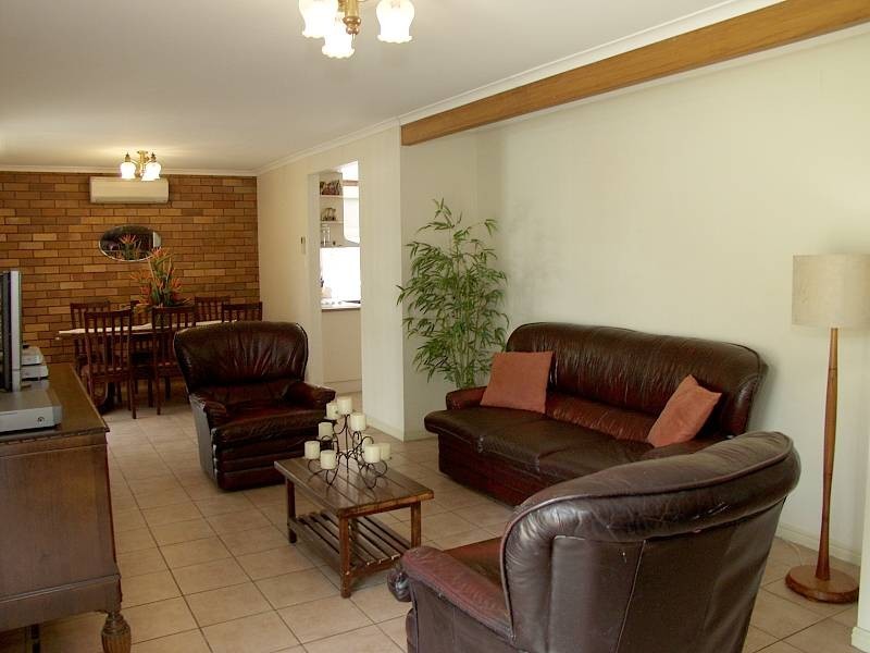 8 Dubarry Street, Sunnybank Hills QLD 4109