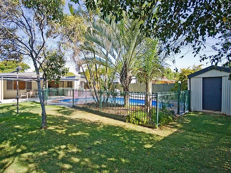 79 Ditton Rd, Sunnybank Hills QLD 4109