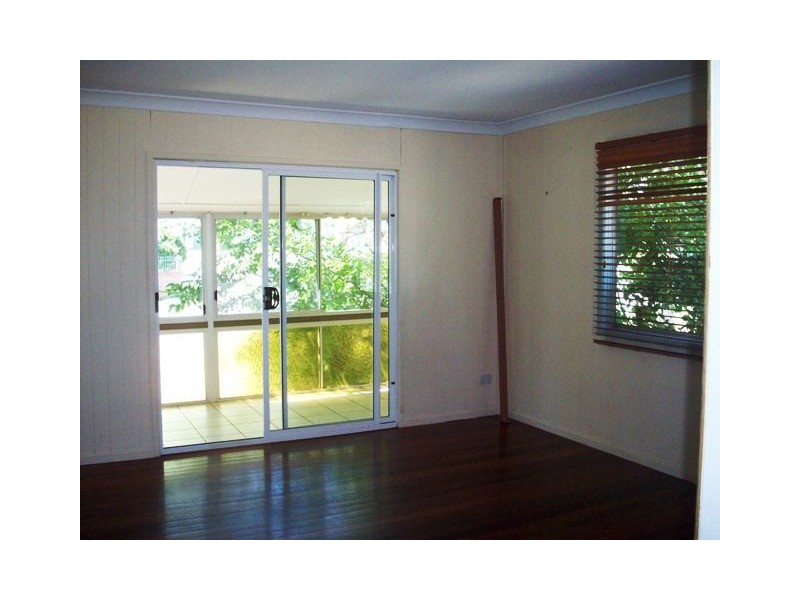 53 Jackson Rd, Sunnybank Hills QLD 4109