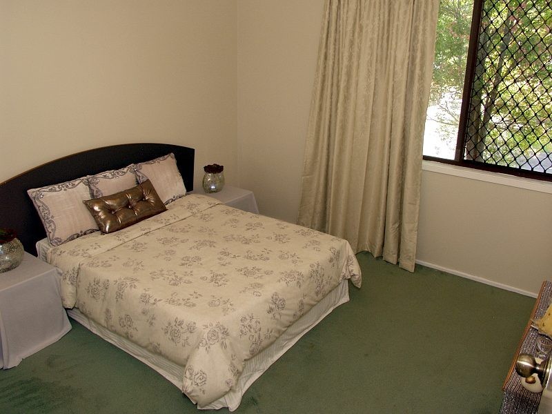 2 Grenadier Court, Runcorn QLD 4113