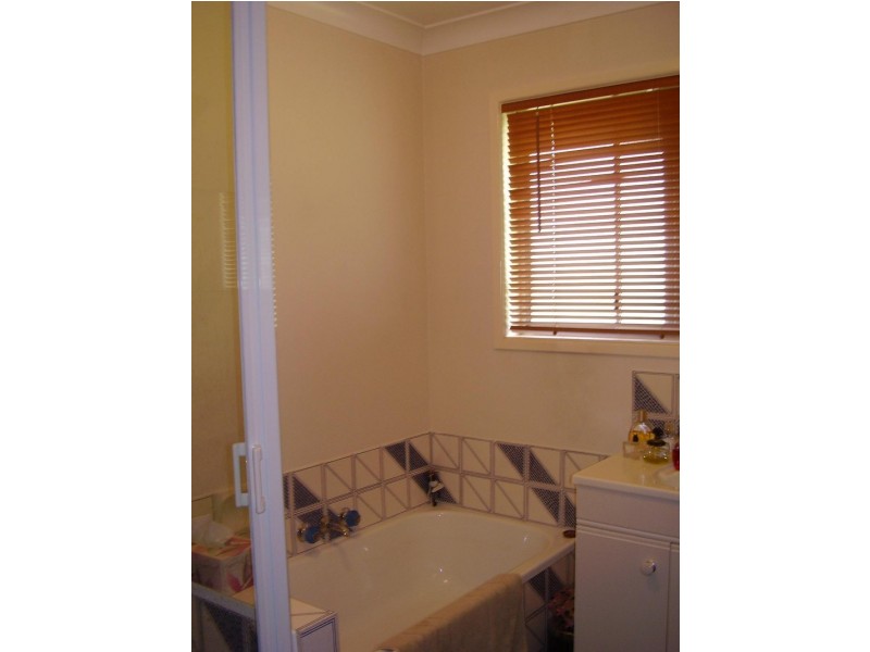 6 Eurong Street, Carina Heights QLD 4152