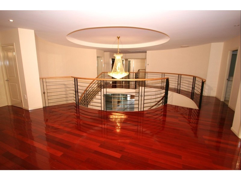 95 The Parkway, Stretton QLD 4116