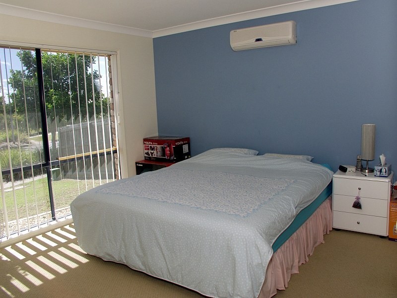 70 Wallum Drive, Parkinson QLD 4115