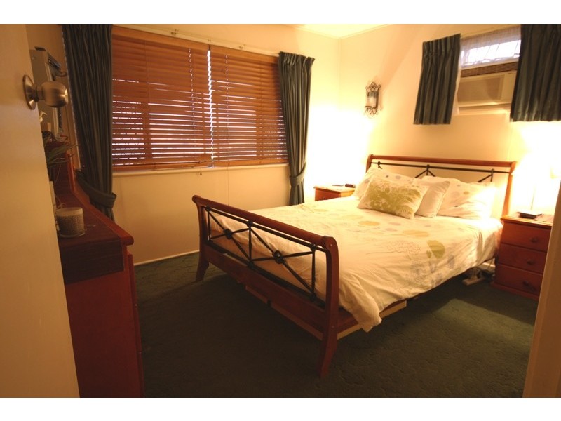 78 Grout Street, Macgregor QLD 4109