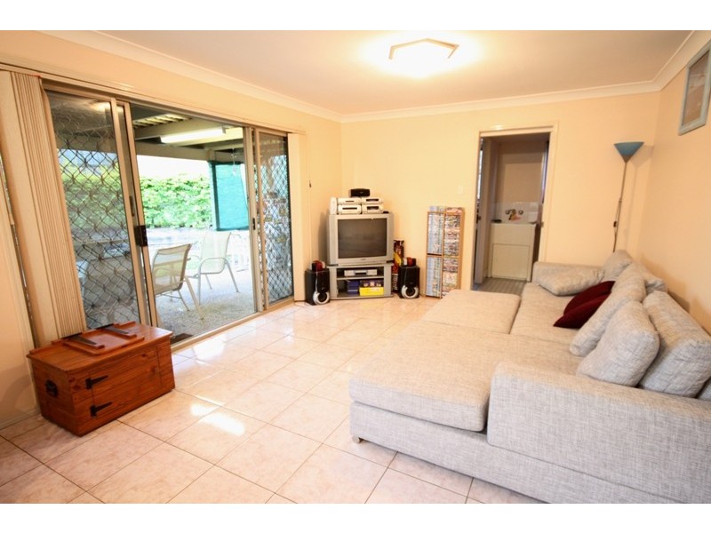 10 Huntington Court, Calamvale QLD 4116
