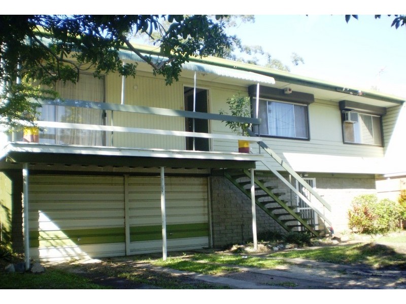 30 Springfield Street, Macgregor QLD 4109