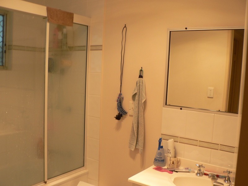 42 Mark Lane, Waterford West QLD 4133