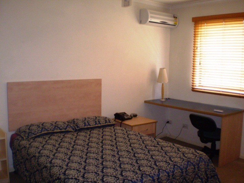 24/45  Barrett Street, Robertson QLD 4109