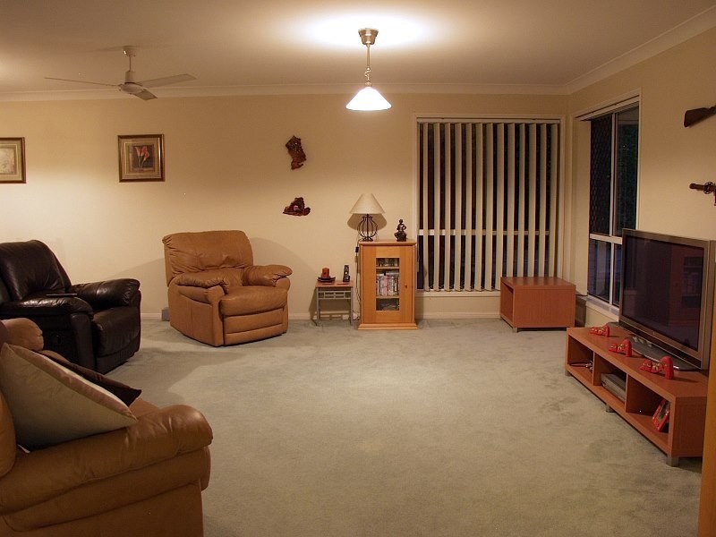 59 Balgownie Crescent, Parkinson QLD 4115